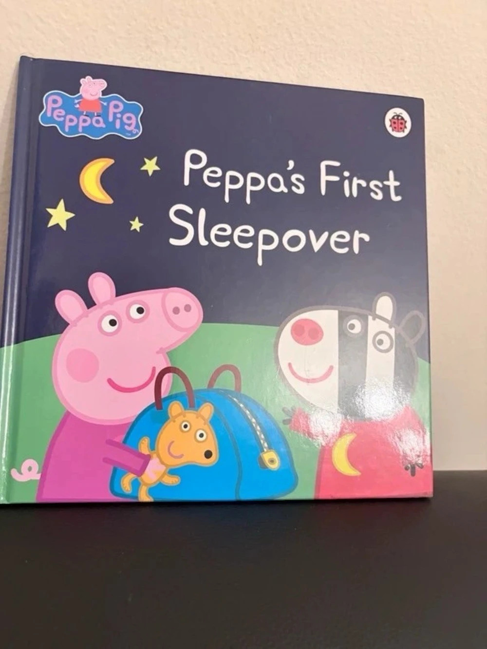 Peppa Pig Peppa's First Sleepover Children's Book